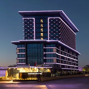Hotel Golden Tulip Bayrampasa, Istanboel